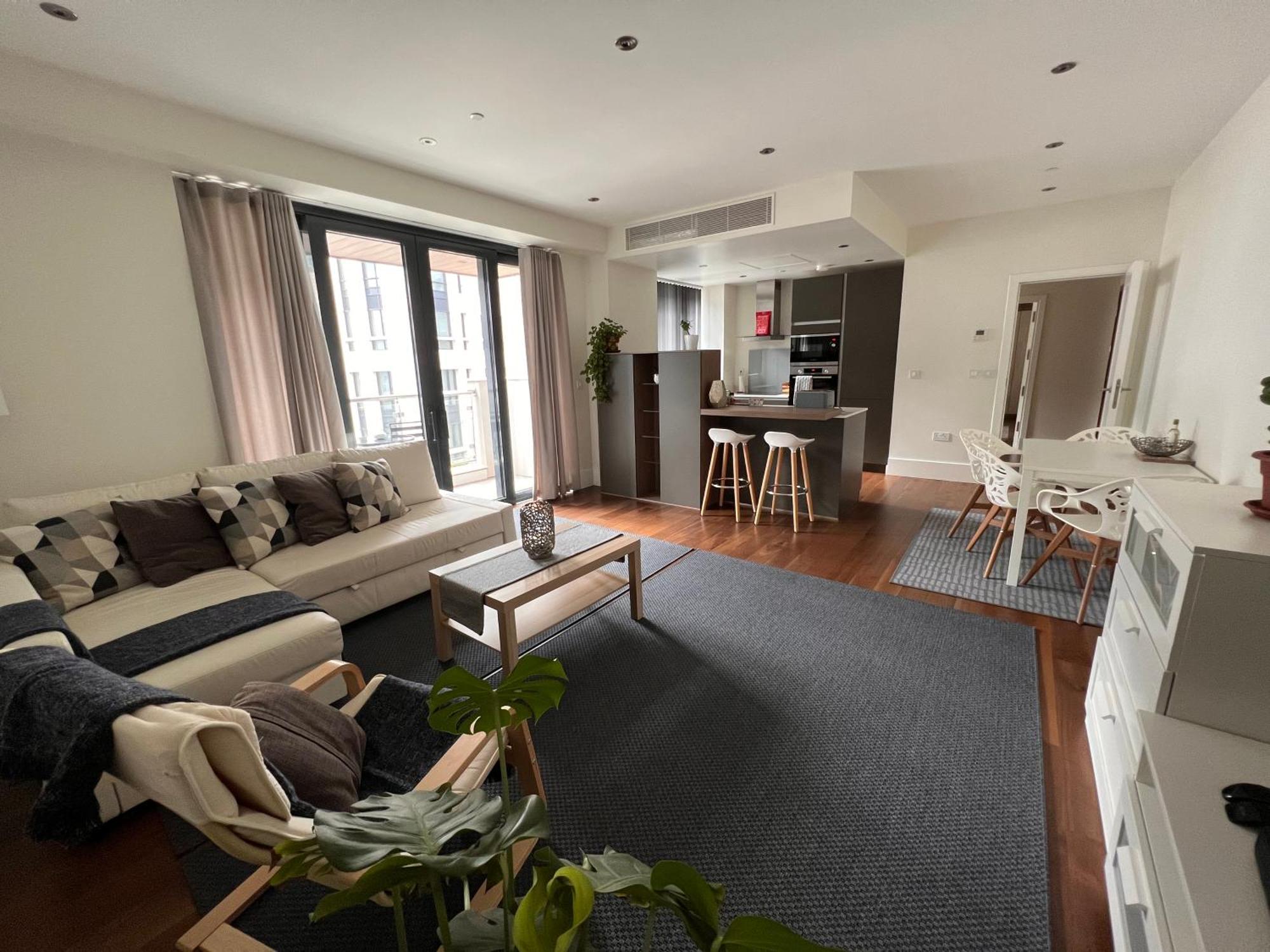 Deluxe 1-Bed Apartment In The City Centre Гибралтар Экстерьер фото